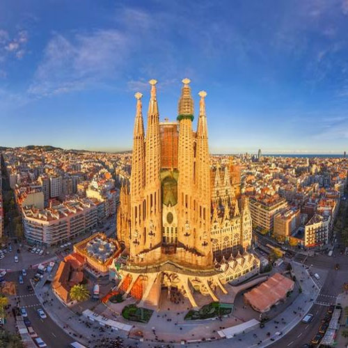 barcelona-lasagradafamiliapanoramic-500